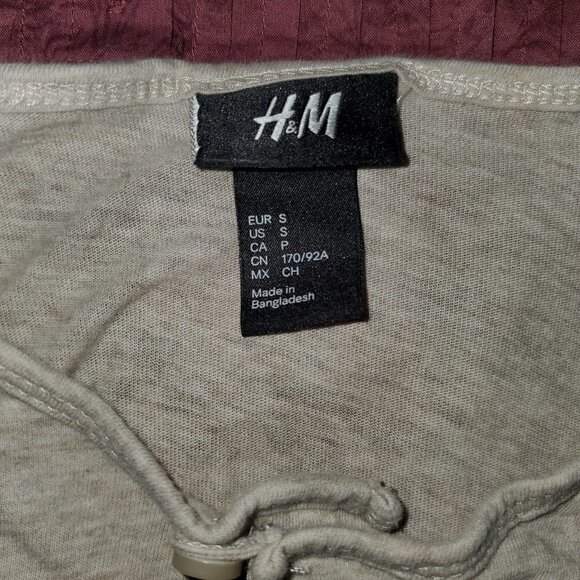 Two Casual Tops Small Size EUC - Picture 3 of 6